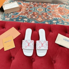 Louis Vuitton Slippers